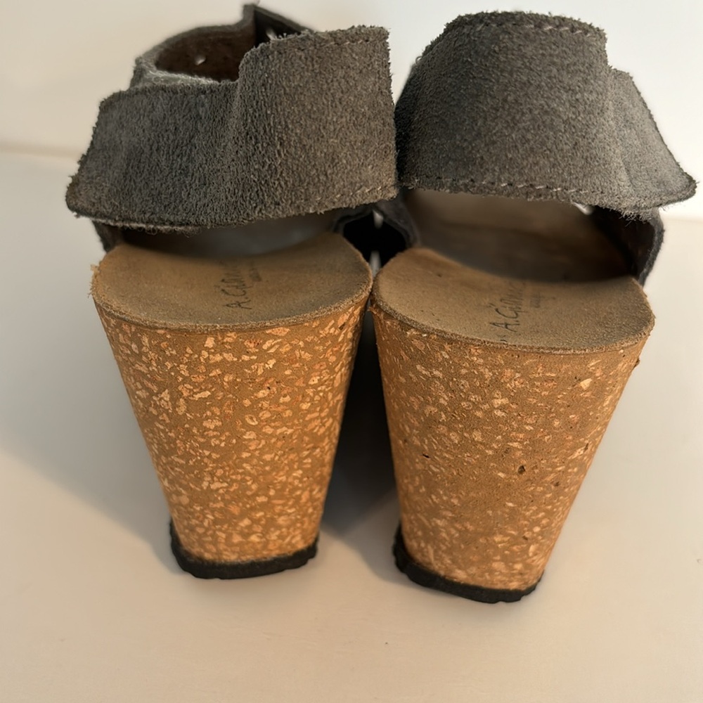 Platform Suede Shoe - Picture 3 of 7